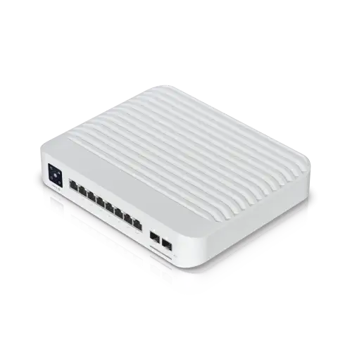 UBIQUITI Коммутатор Professional 8 PoE