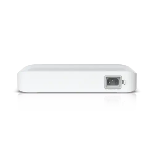 UBIQUITI Коммутатор Professional 8 PoE