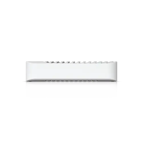 UBIQUITI Коммутатор Professional 8 PoE