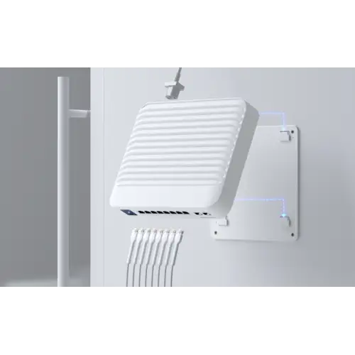 UBIQUITI Коммутатор Professional 8 PoE