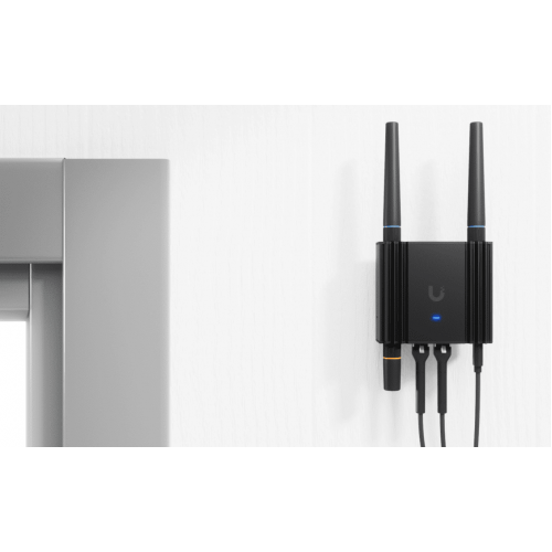 UBIQUITI Mobile Router Ultra